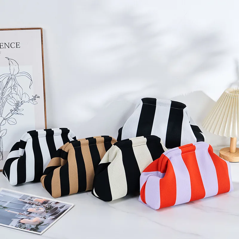 2024 New Knitted Handbag Striped Cloud Large Capacity Daily Hundred Collision Colour Clip Bag Evening Dumpling Bag