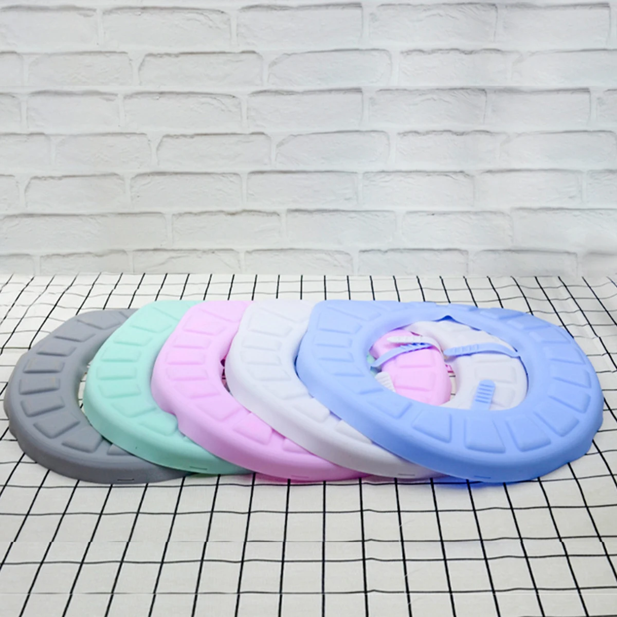 Silicone Toilet Seat Cushion, Non-Slip and Comfortable, Adjustable Toilet Seat Ring, Suitable for Adults and Children, Available in Multiple Colors