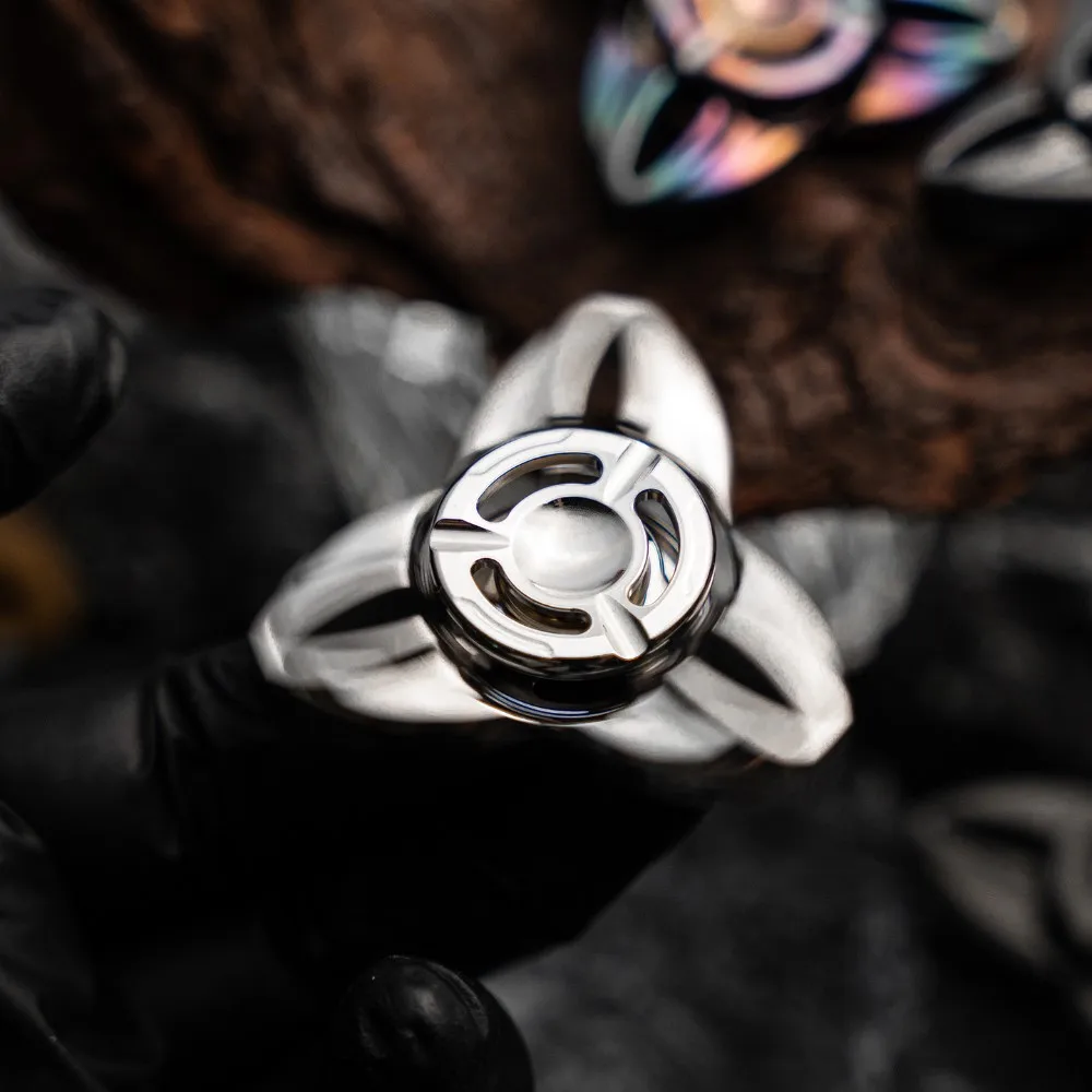 HE EDC Shadow Fidget Spinner Office Desk Accessories Anxiety Relief Gadgets Fidget Toys Adults Three Leaf Spinner