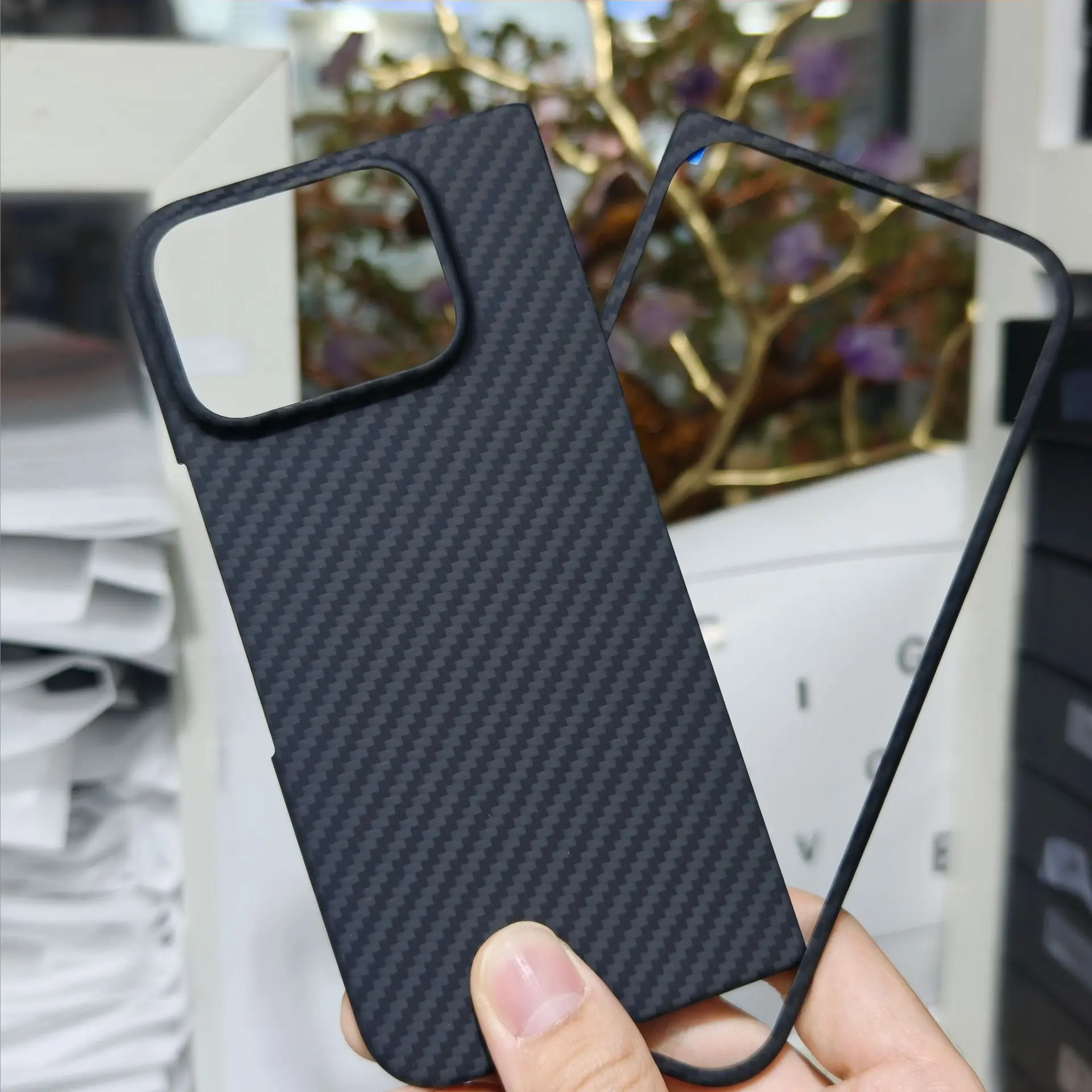 Magnetic Carbon Fiber Case for For Google Pixel 10/9 Pro Fold Silm Real Aramid Carbon Fiber Lens Protection Cover