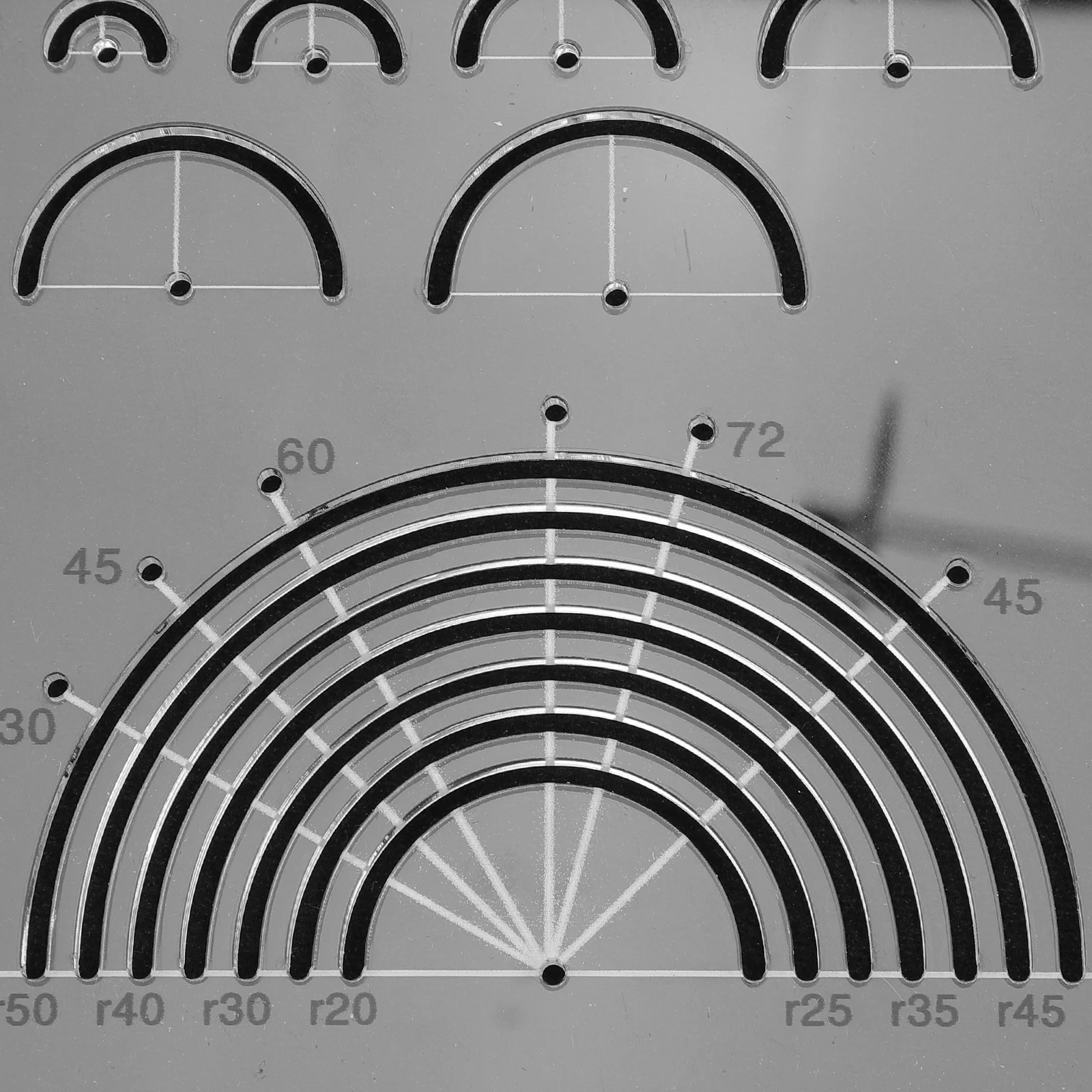 

Clear Acrylic Quilting Template Semicircle Quilt Ruler Durable Patchwork Sewing Craft Tool DIY Handmade Quilting Ruler