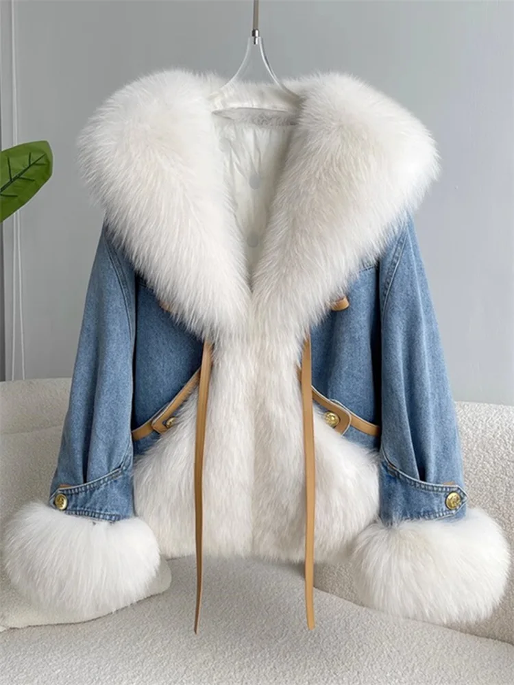 2024 Haining Fur  Winter New Fox Hair Denim Coat Pie Overcomes Female Design Sense Young Fur