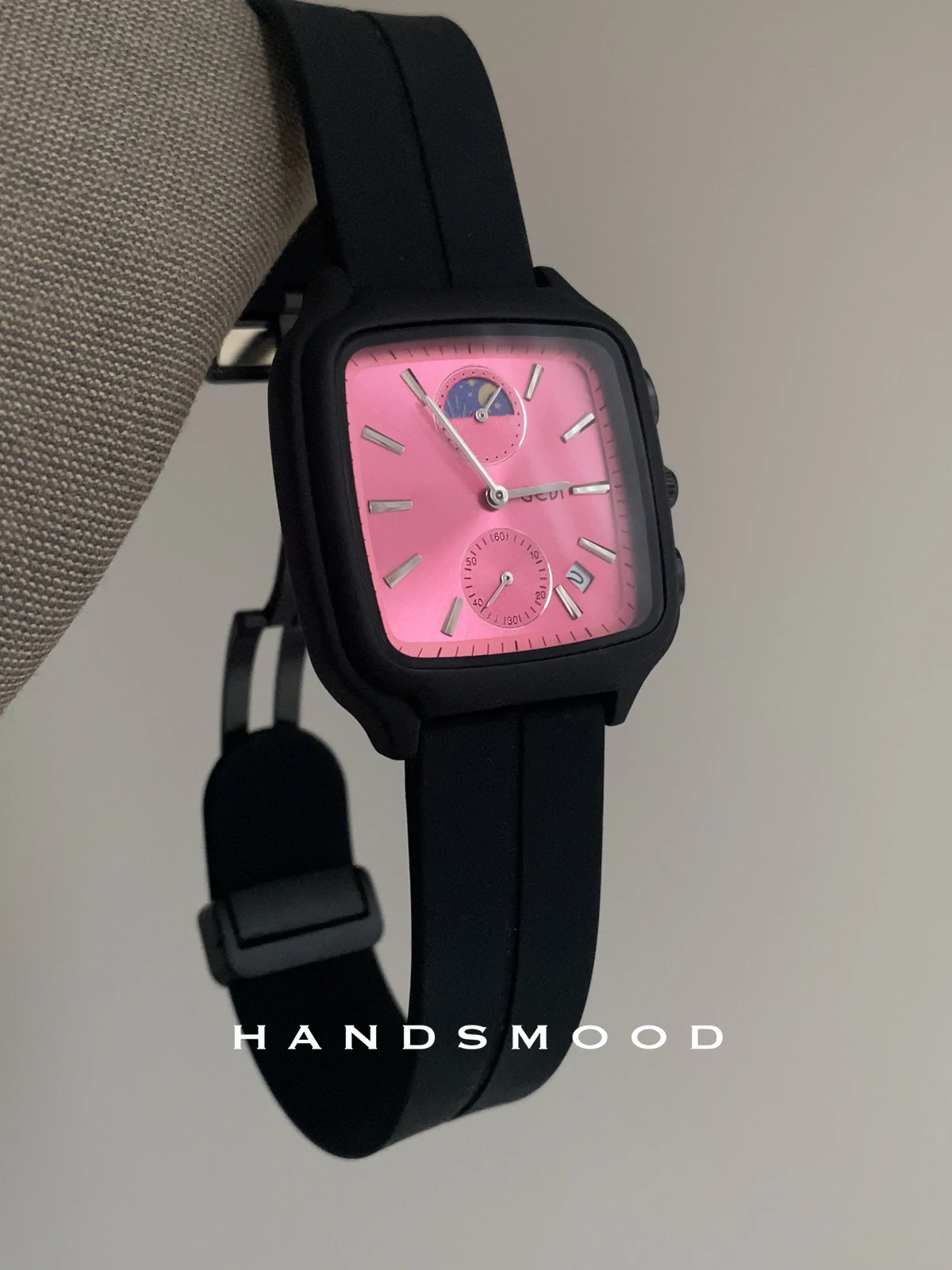 ساعة بتصميم متخصص مقاومة للماء باللون الوردي الفاخر للشابات، ساعة كوارتز فاخرة وعصرية عالية الجودة هدية للنساء