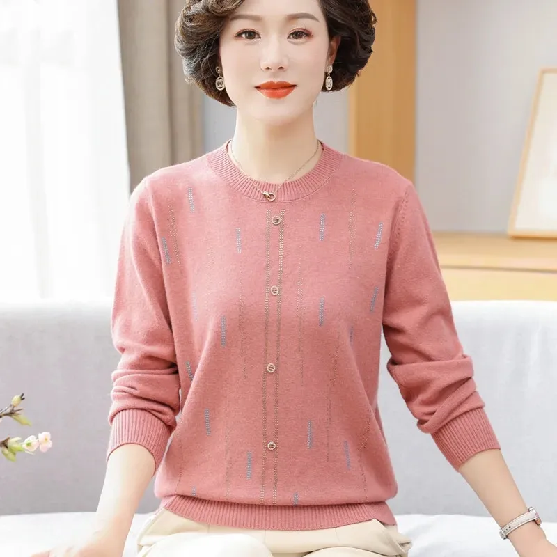 2022 New Middle-aged Mother Knitting Sweaters Autumn O-Neck Embroidered Pullovers Sweater Women Elegant Knitted Jumper Mujer Top