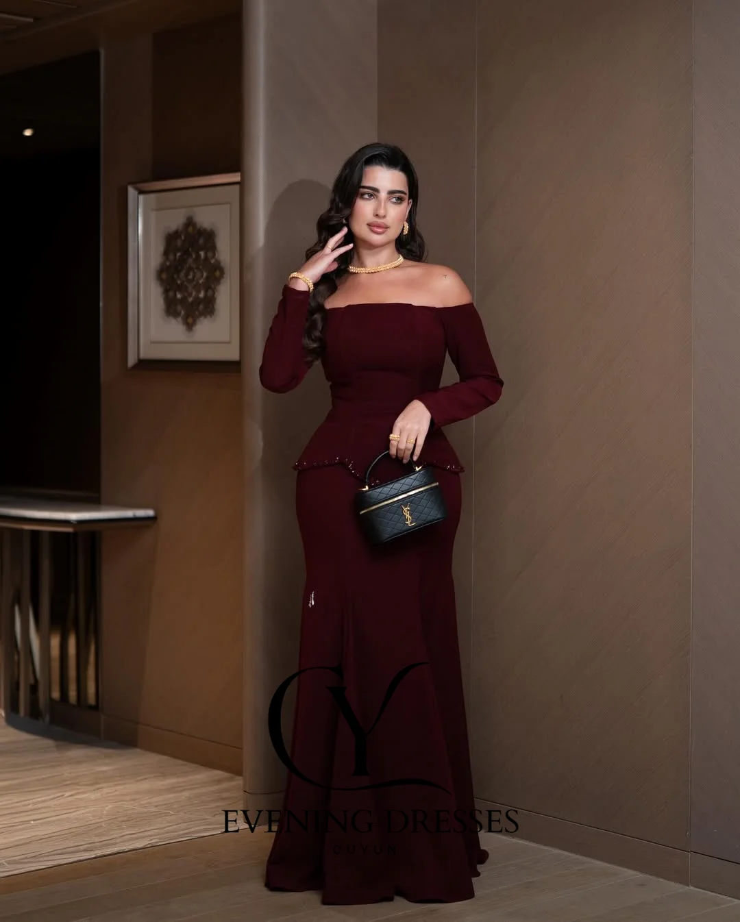 Gaun Pesta Malam Wanita Elegan CUYUN, Model Trumpet Off-the-shoulder dengan Glitter, Desain Khusus untuk Acara Spesial