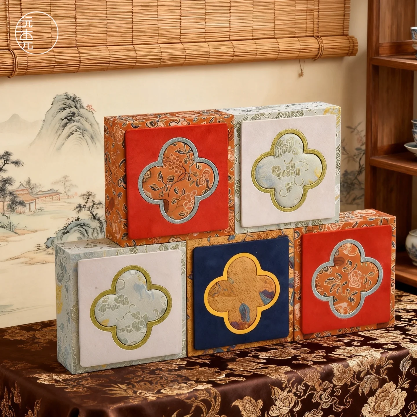 elegant-embroidered-jewelry-storage-box-for-necklace-bracelet-bracelet-pendant-high-end-silk-box-cultural-artifacts-packaging