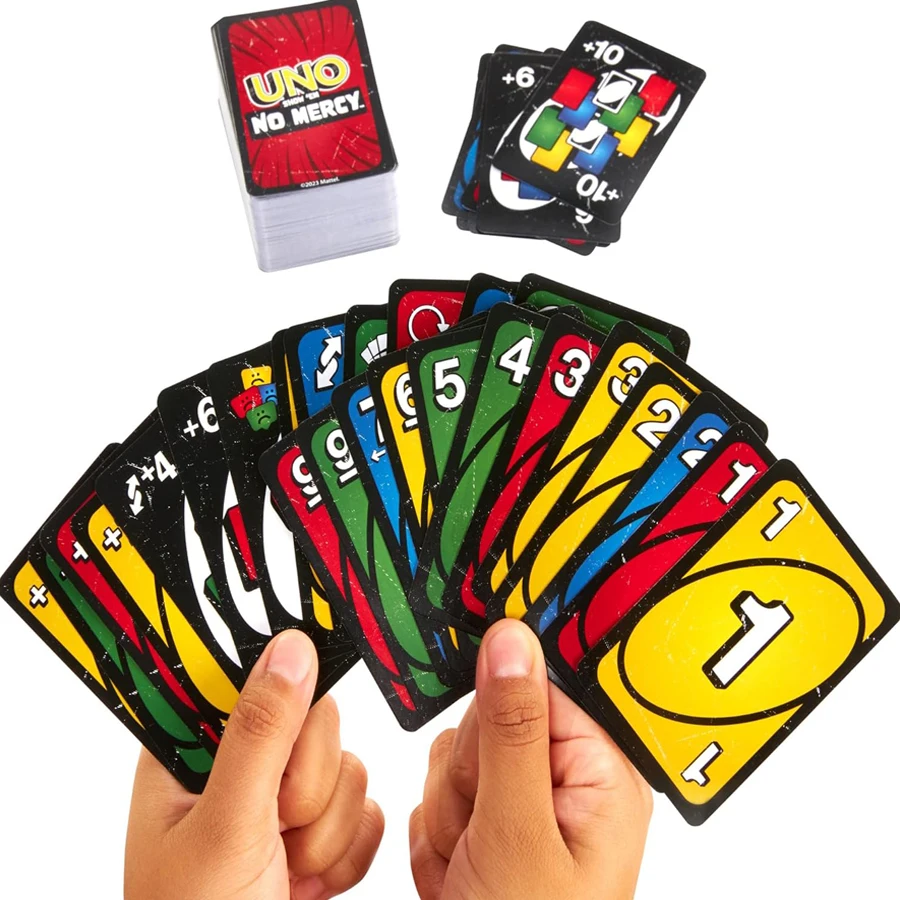 UNO - Classic Colour & Number Matching Card Game - 112 Cards - Customizable & Erasable Wild - Special Action Cards Included - Gi