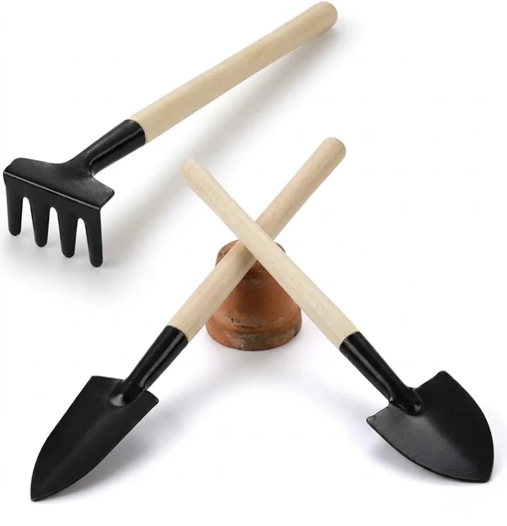 Gardening Tools Three Piece Set Mini Multi Function Shovel Harrow For Household Plant Pine Soil Shovel Garden Equipment
