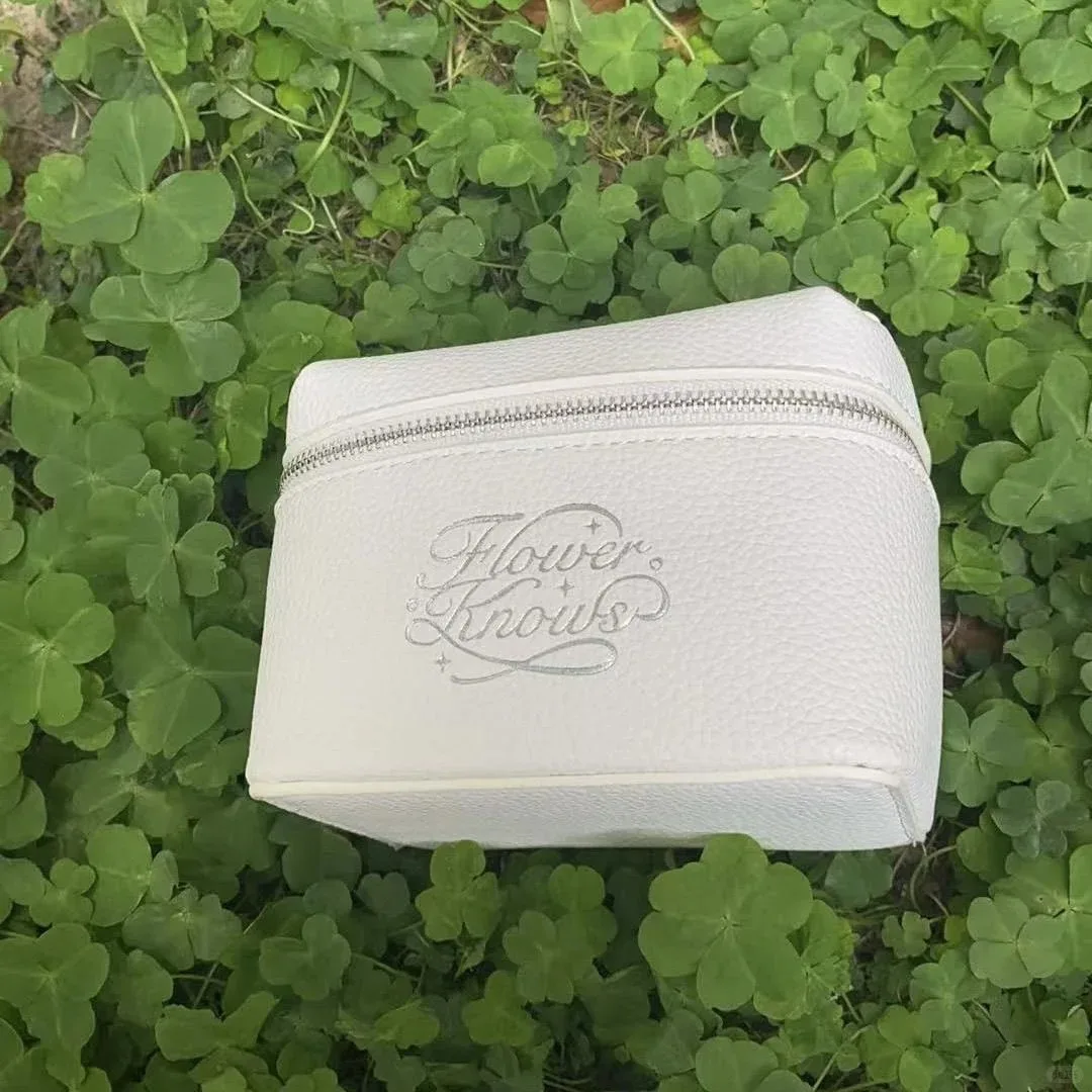 حقيبة يد Flower Knows Limited Edition Shell's Jewel ذات طراز جديد وحقيبة مستحضرات التجميل ومغناطيس الثلاجة