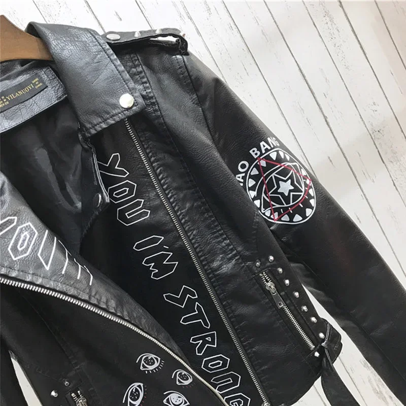 2024Spring  Women Faux Leather Jacket Turn-Down Collar Letter Print Epaulet Rivet Zipper lady letter vintage Biker Outerwear