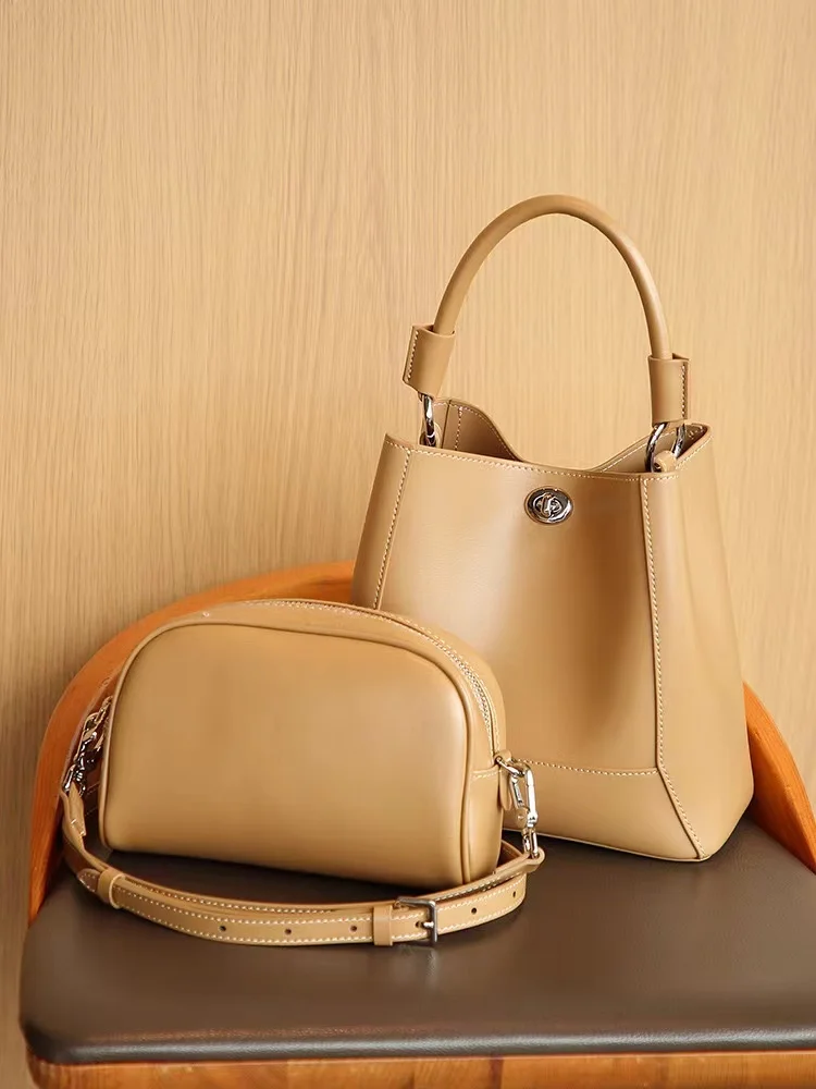 2024 New Bucket Bag Cowhide Single Shoulder Women\'s Tote Soft Leather Large Capacity Mother Pack Simple Fashion Crossbody Bag