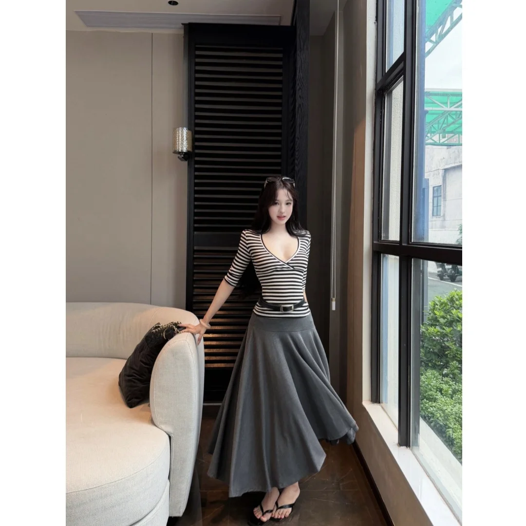 Grey Asymmetrical Midi Skirt Women's Fashion Summer New Style Elegant Slimming Large Hemline Holiday Mood Design Sense