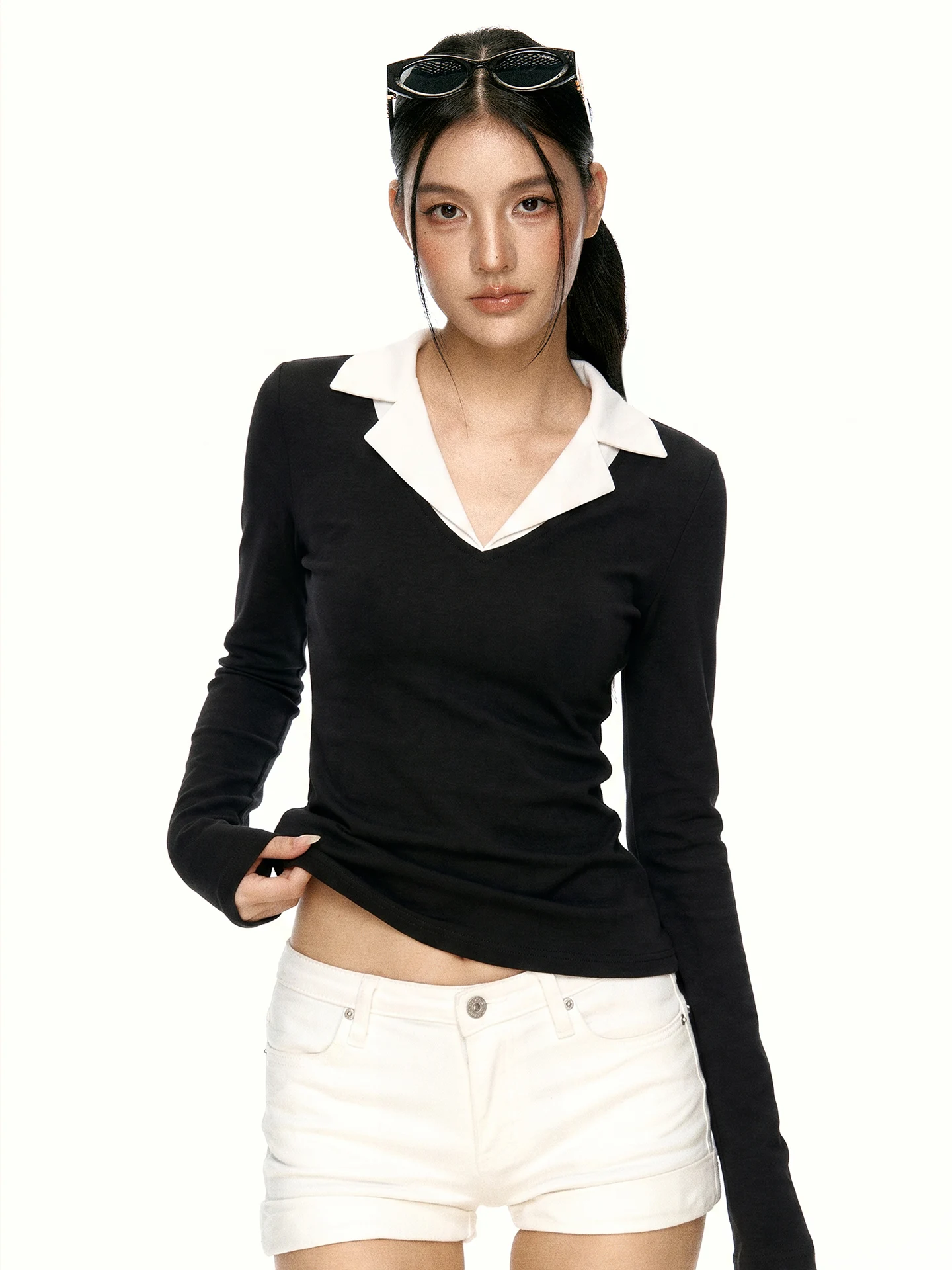Black Slim Fit V-Neck T-Shirt Women's Fashion College Style Long Sleeve Base Shirt Top Aaisup Initial Autumn Wear