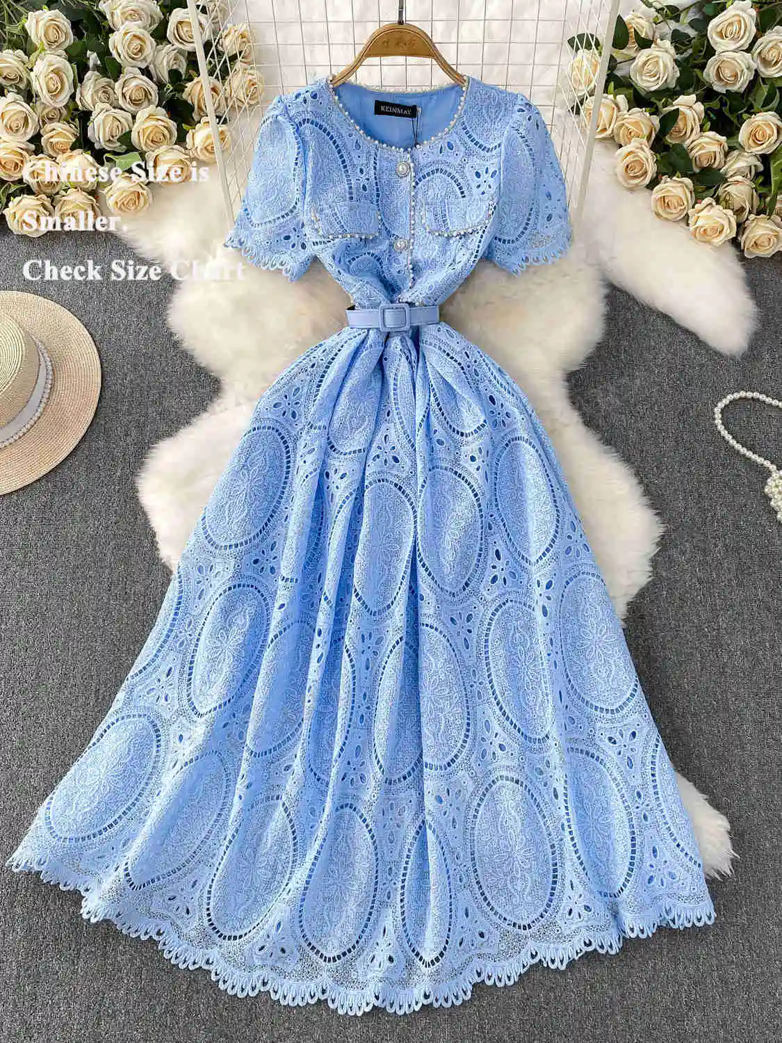 หรูหราเพิร์ลผู้หญิงลูกไม้ชุดยาวฤดูร้อนแขนสั้นสายเข็มขัดเดี่ยว Hollow Out เย็บปักถักร้อย Midi Dresses Party