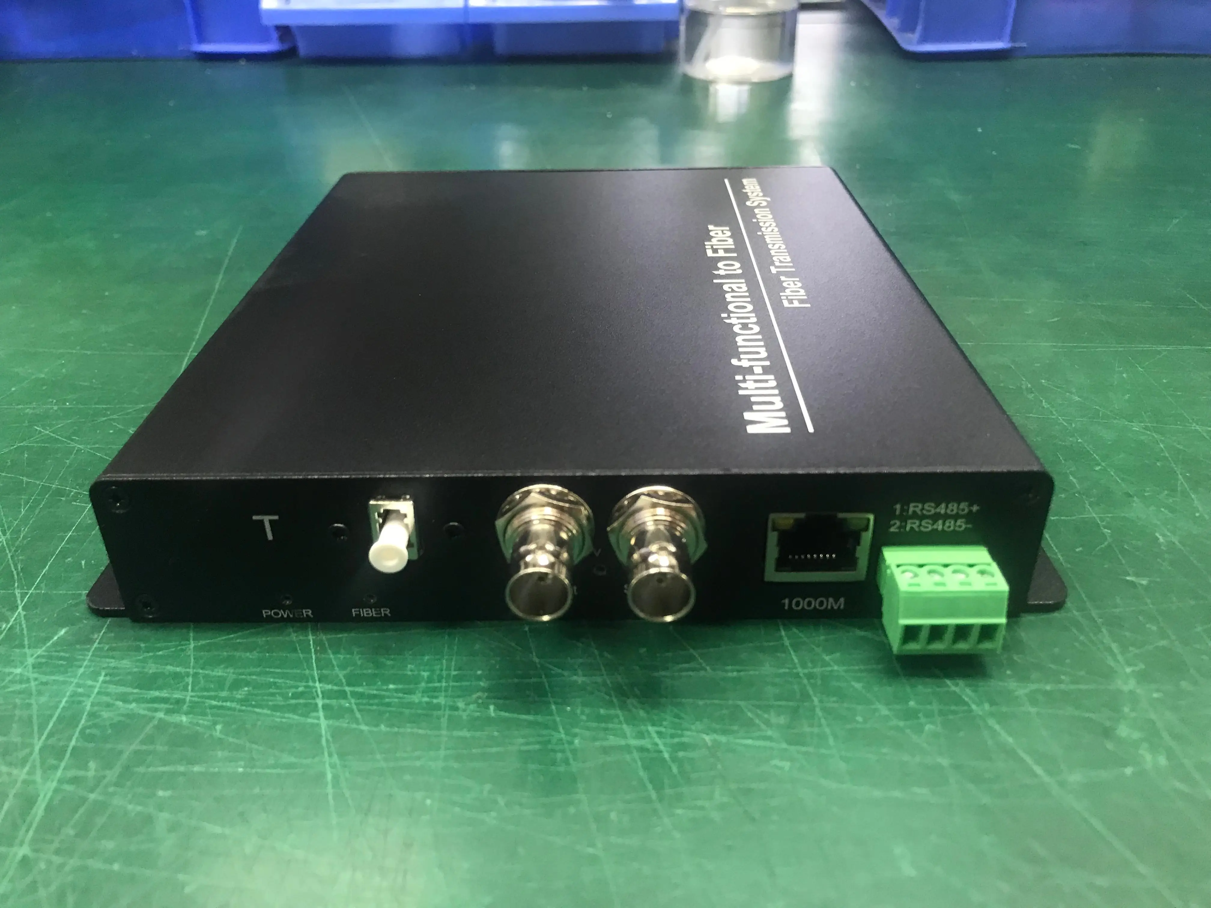1 channel forward 3G-SDI with loop + 1 channel gigabit Ethrenet + 1 channel reverse RS485 + LC fiber converter