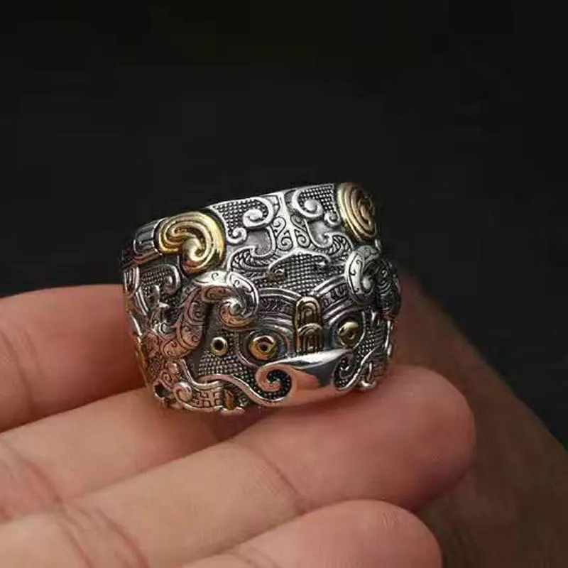 Trendy punk style jewelry for men's boutique pure silver bull head ring with wide face index finger and Thai silver ring, domine