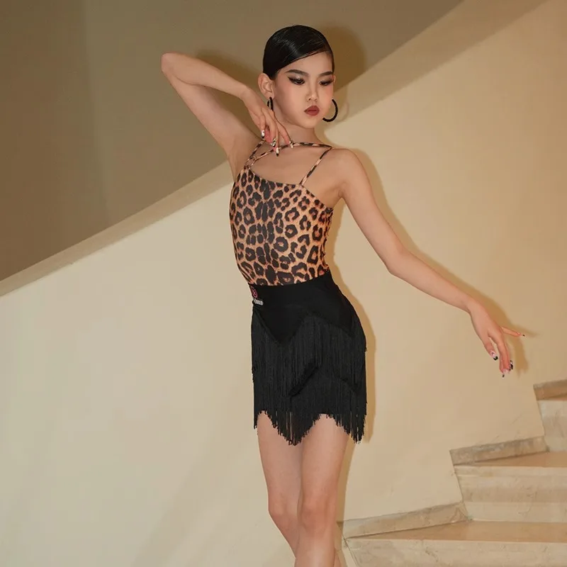 Costume de danse latine personnalisé, ensemble d'entraînement pour fille et enfant, tempérament, dos nu, imprimé léopard, confortable et respirant, nouvelle collection