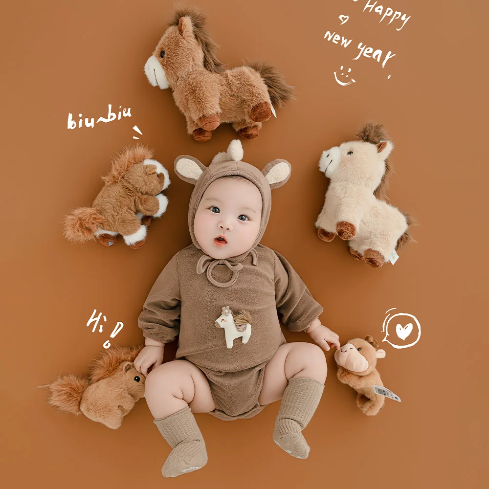 100 Days Baby Milestone Photography Props Horse Themed Baby Romper+hat Set Stuffed Pony Dolls Decor Accessories for Studio Photo