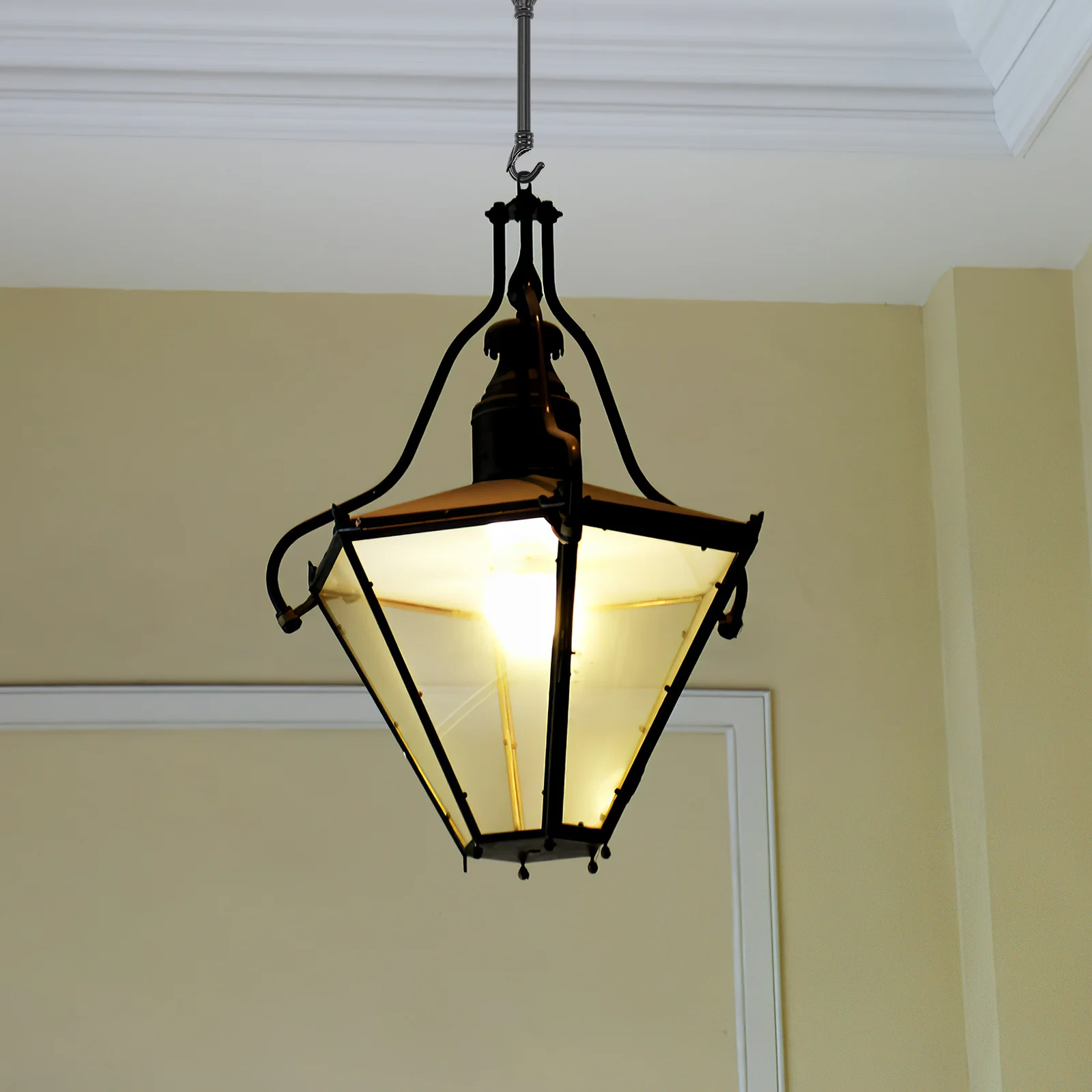 

Chandelier Load-Bearing Rod 10cm Metal Bearing Rod with Hook Ceiling Light Support Part Chandelier Pole