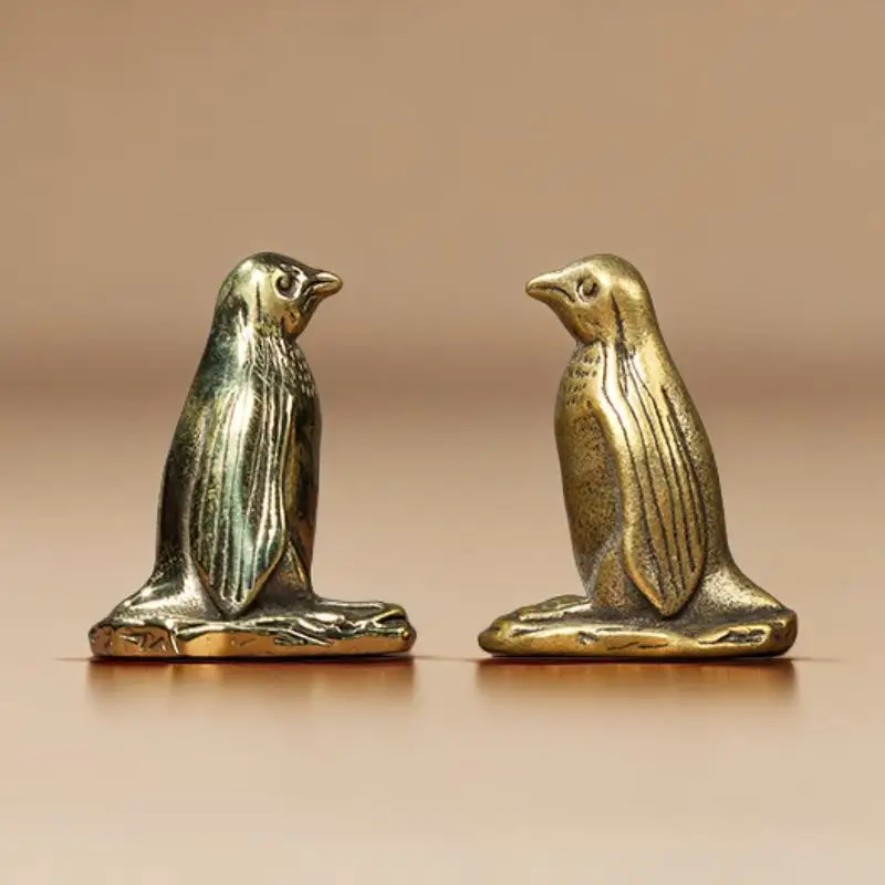 Antarctic Penguin Paperweight Home Office Decoration Brass Ornament Craft