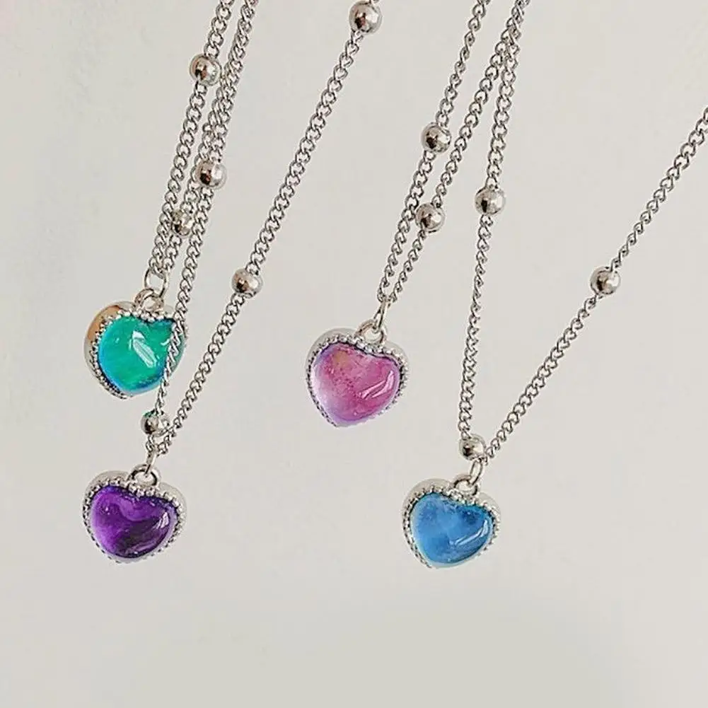 Temperature Sensing Mood Locket Necklace Warm Color Changing Heart Pendant Necklace For Women Teen Girls Clavicle Chain Necklace