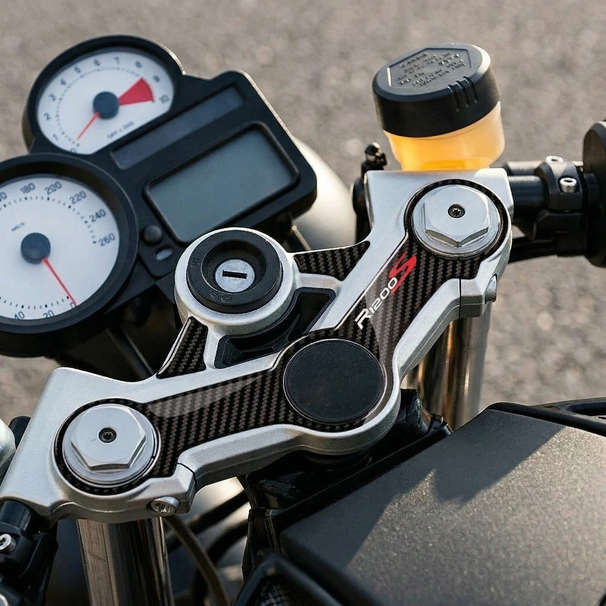3D Carbon-Optik Upper Triple Yoke Defender Aufkleber für BMW Motorrad R1200S 2006-2010