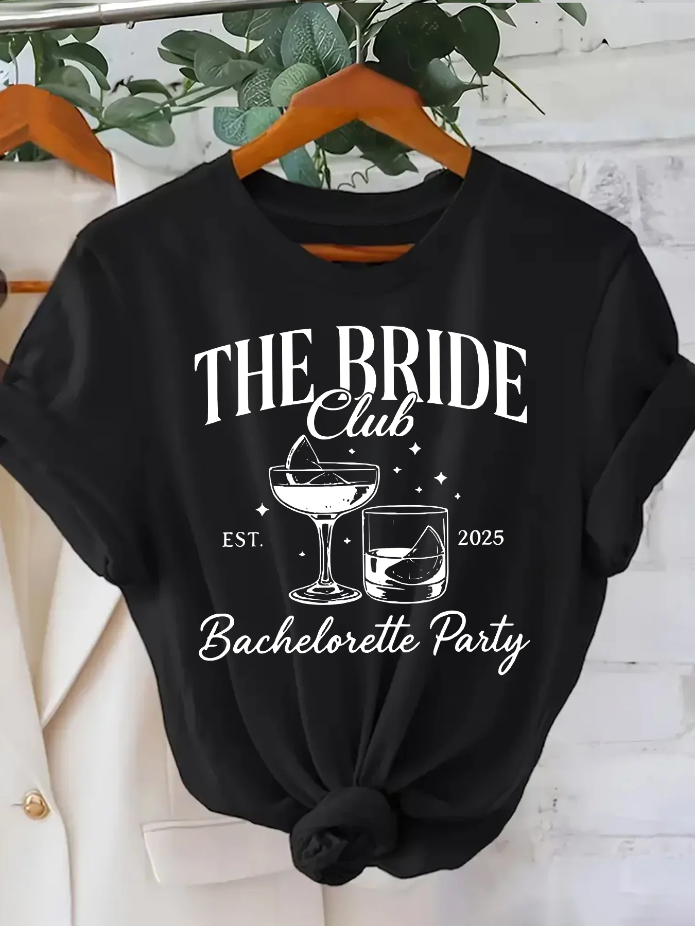 

New Letter Pattern Printed Street Fashion Trend Short Sleeved Round Neck Short Sleeved Shirt T Shirt Women