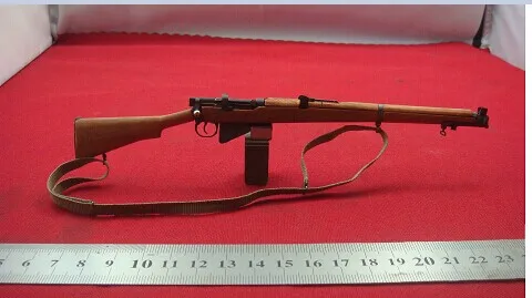 1/6 Lee Enfield rifle, a famous British rifle. Soldier model metal. World War II crafts. Military fan collectibles, gifts