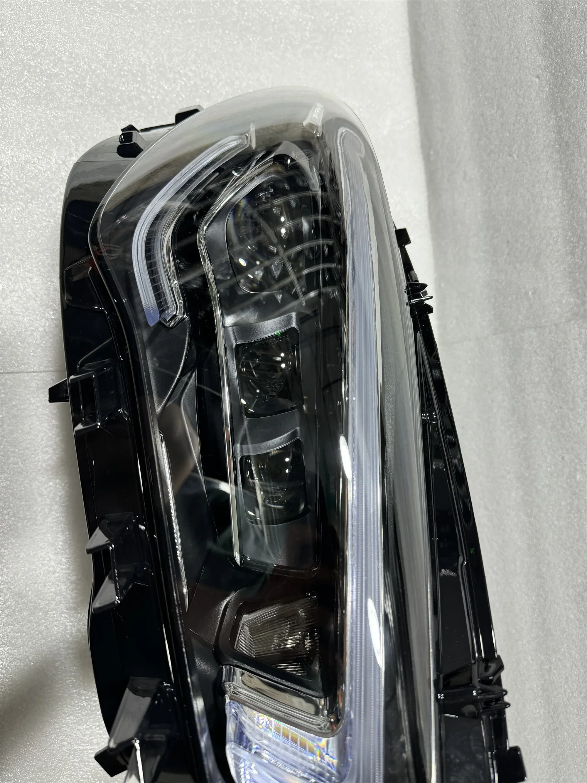 

Прекрасный светодиод Faros delanteros, adecuado para Mercedes Benz CLA W118 matrix, 2020-2023 CLA45 CLA W118