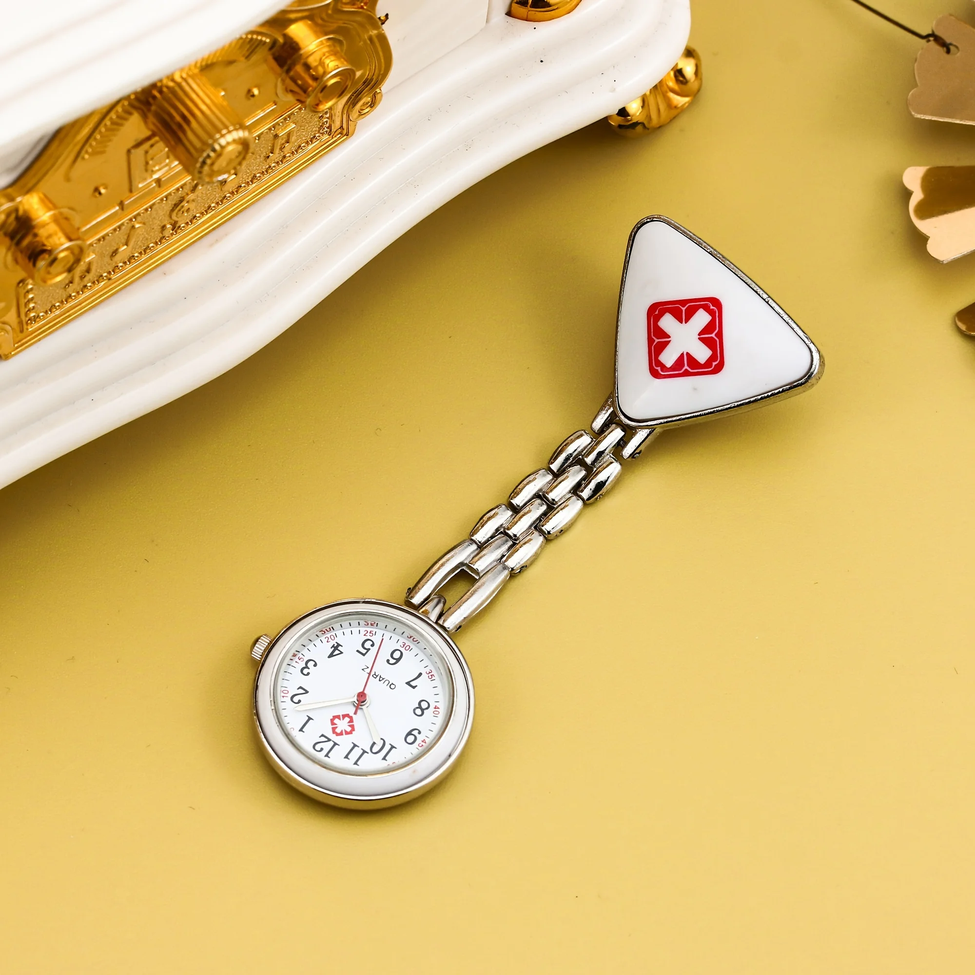 Triangle nurse watch, plastic nurse watch, student exam pocket watch, needle pocket watch, triangular chest watch, medical