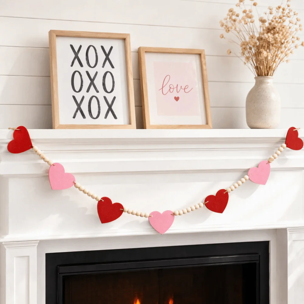 Red Pink Color Felt Heart Garland 61.81in Farmhouse Style Wooden Bead Garland Pre-Made Hanging Loop Decorative Hanging Ornaments