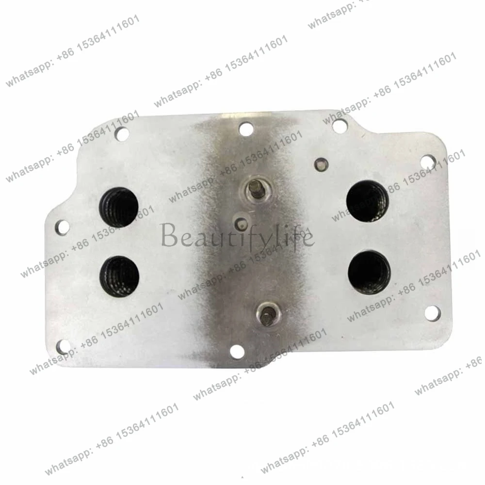 TOOL Engine oil cooler assembly 7081862C91 Engine 570