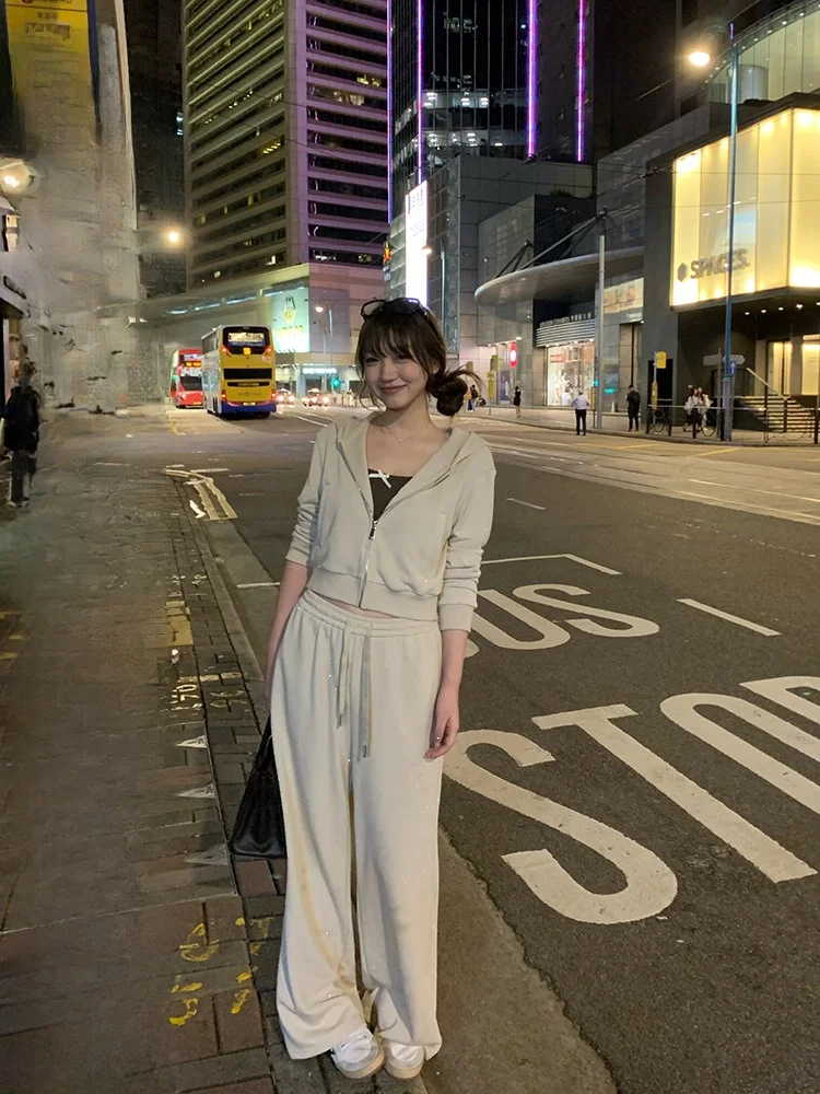 

YOKLASS Повседневный комплект с капюшоном, верхняя одежда цвета хаки, топ для похудения, спортивный комплект из двух предметов, длинные брюки из полиэфирного волокна на молнии све