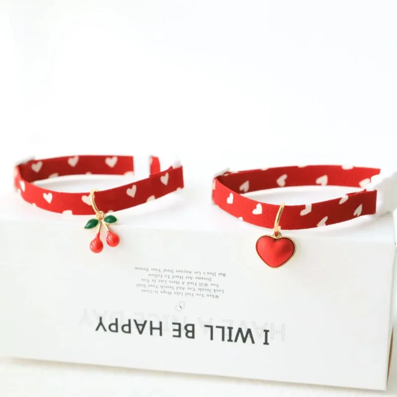 Kitten Cat Necklace Neck Collar Safety Breakaway Heart Shape Dog Tie Adjustable Strap for Puppy Kittens Red Collar with Bell