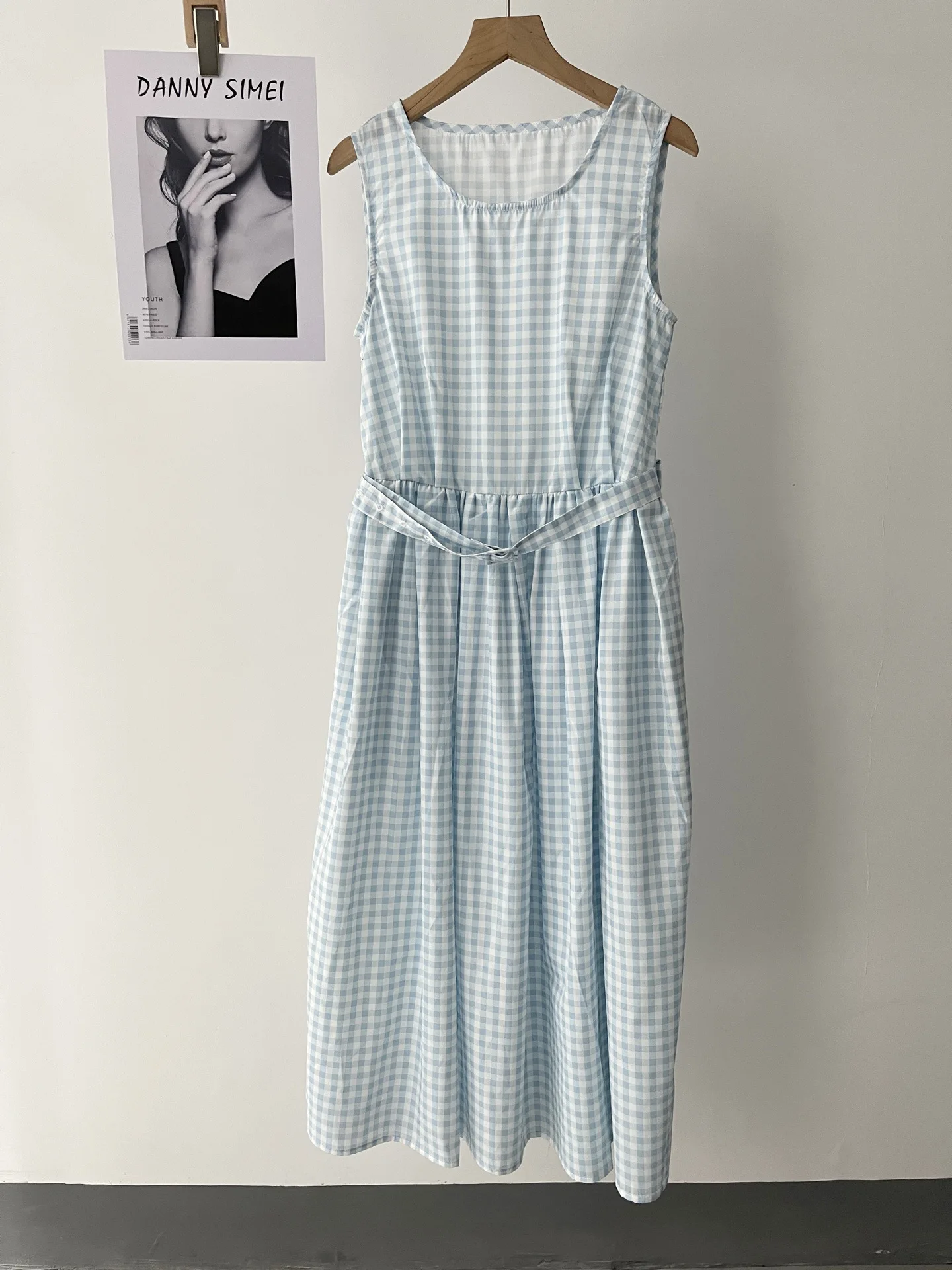 

Summer simple small fresh French Hepburn style round neck belt blue plaid dress women 51c-0705