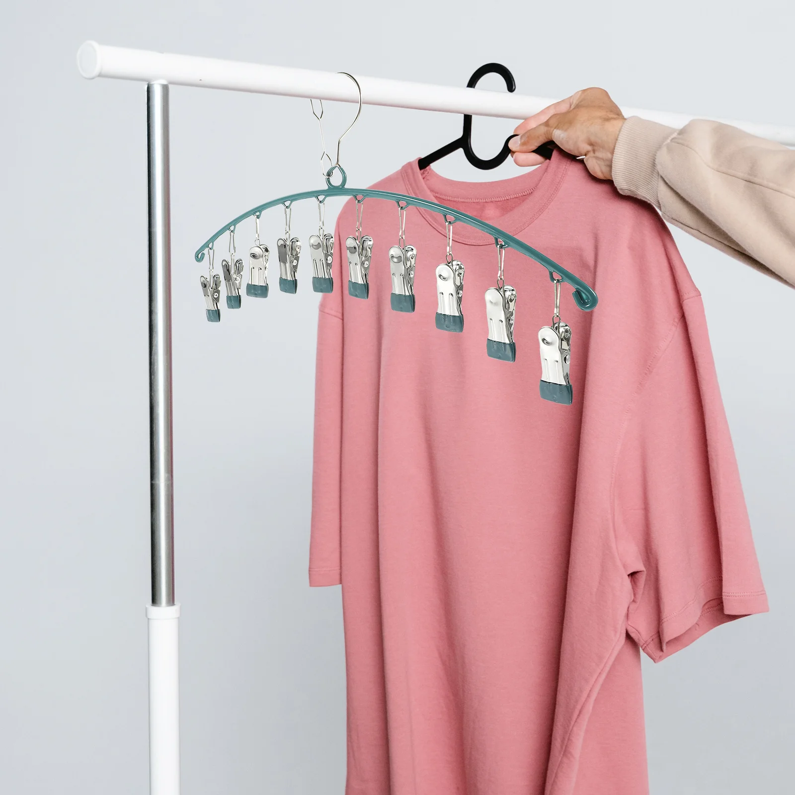 

Sock Dryer Laundry Drying Rack Sturdy Clip Hanger for Socks Underwear Hat Clothes Organizer Clothes Hanger with Clips