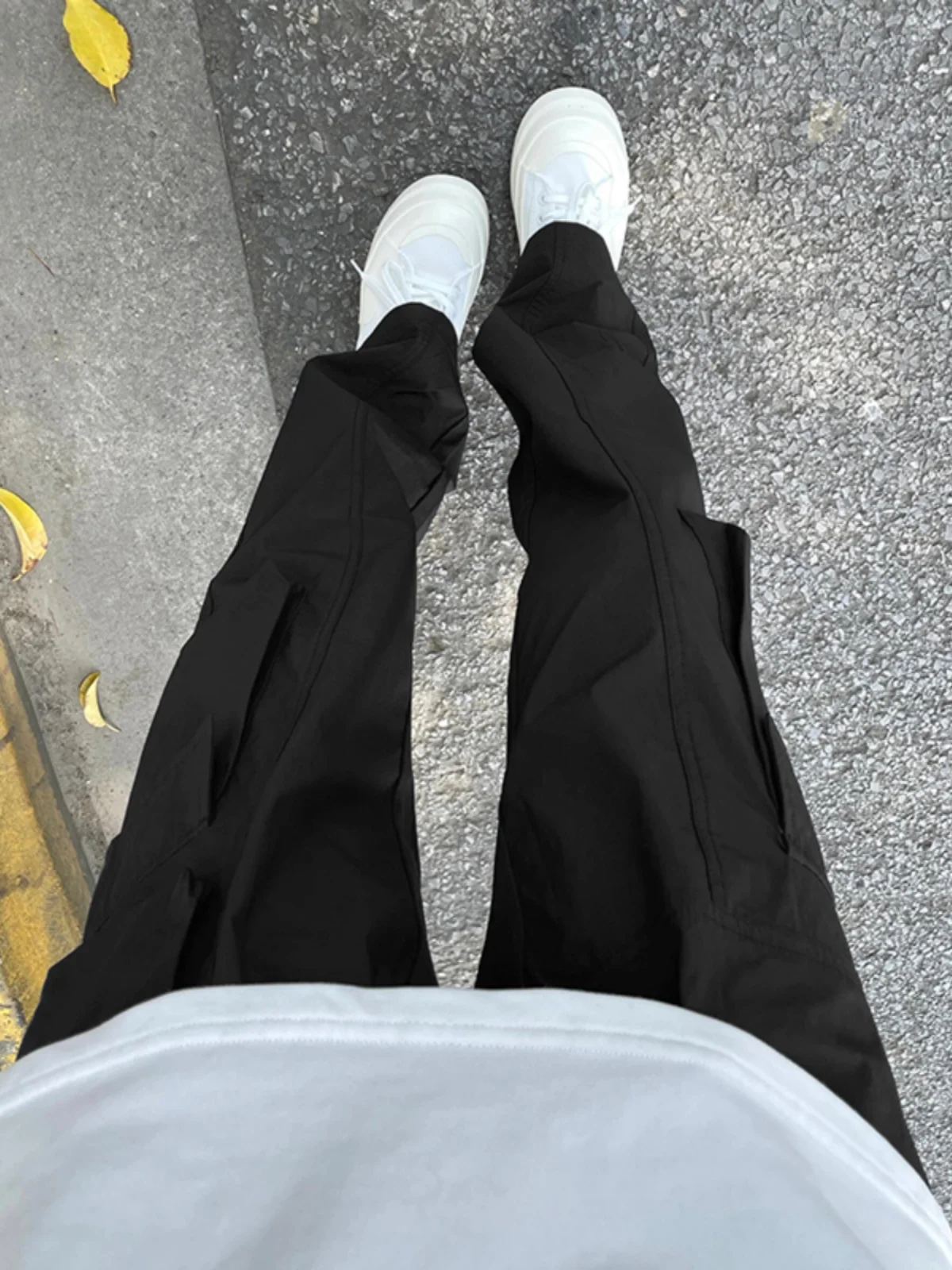 

Black Loose Casual Straight Leg Trousers for Men with Multiple Pockets American Style Workwear Pants Spring Autumn Hip Hop