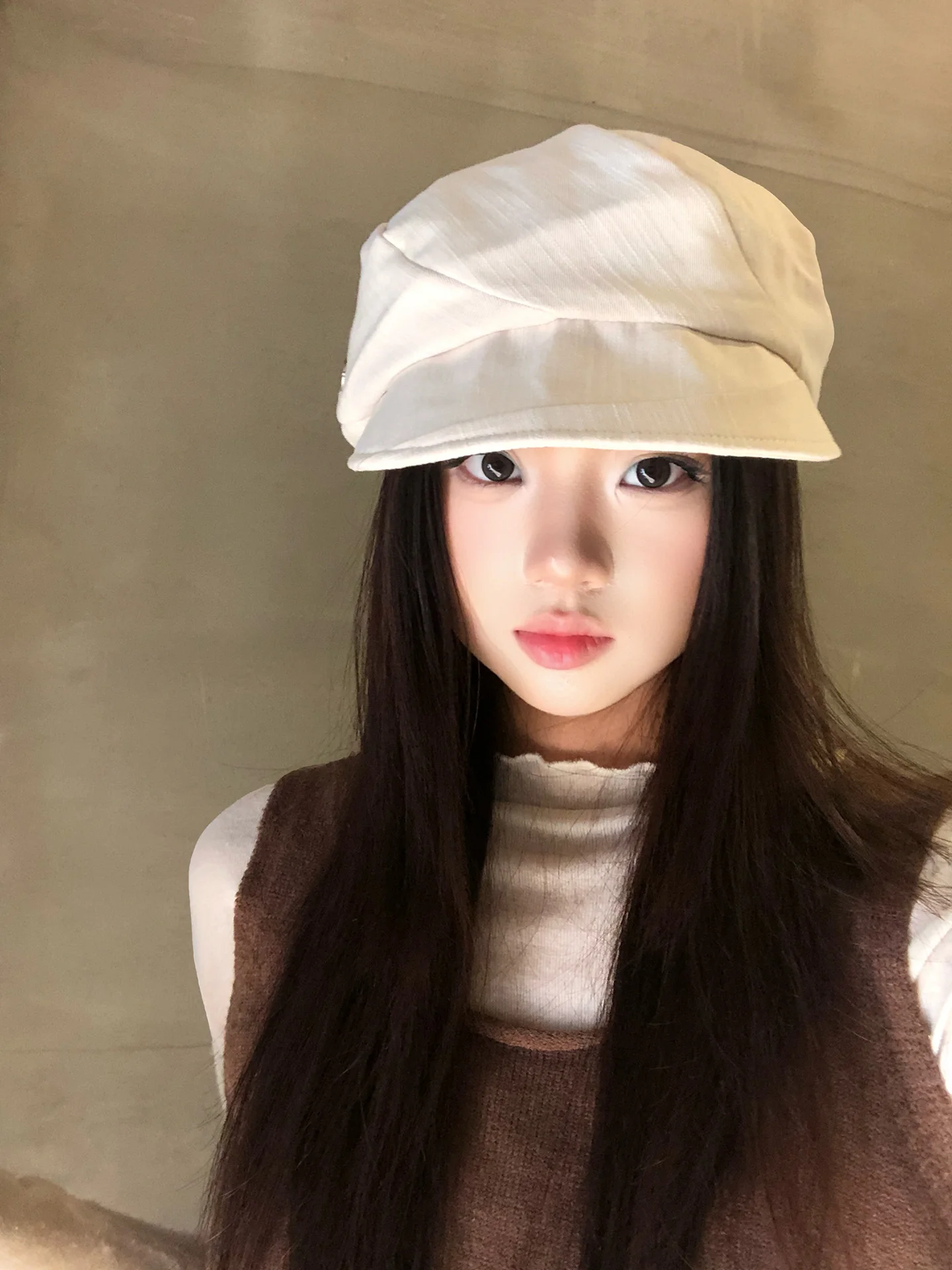 Slim Fit Soft Brim Beret Hat Women's Fashionable Spring Summer Cap Retro Style Short Eared Newspaper Boy Hat in Beige