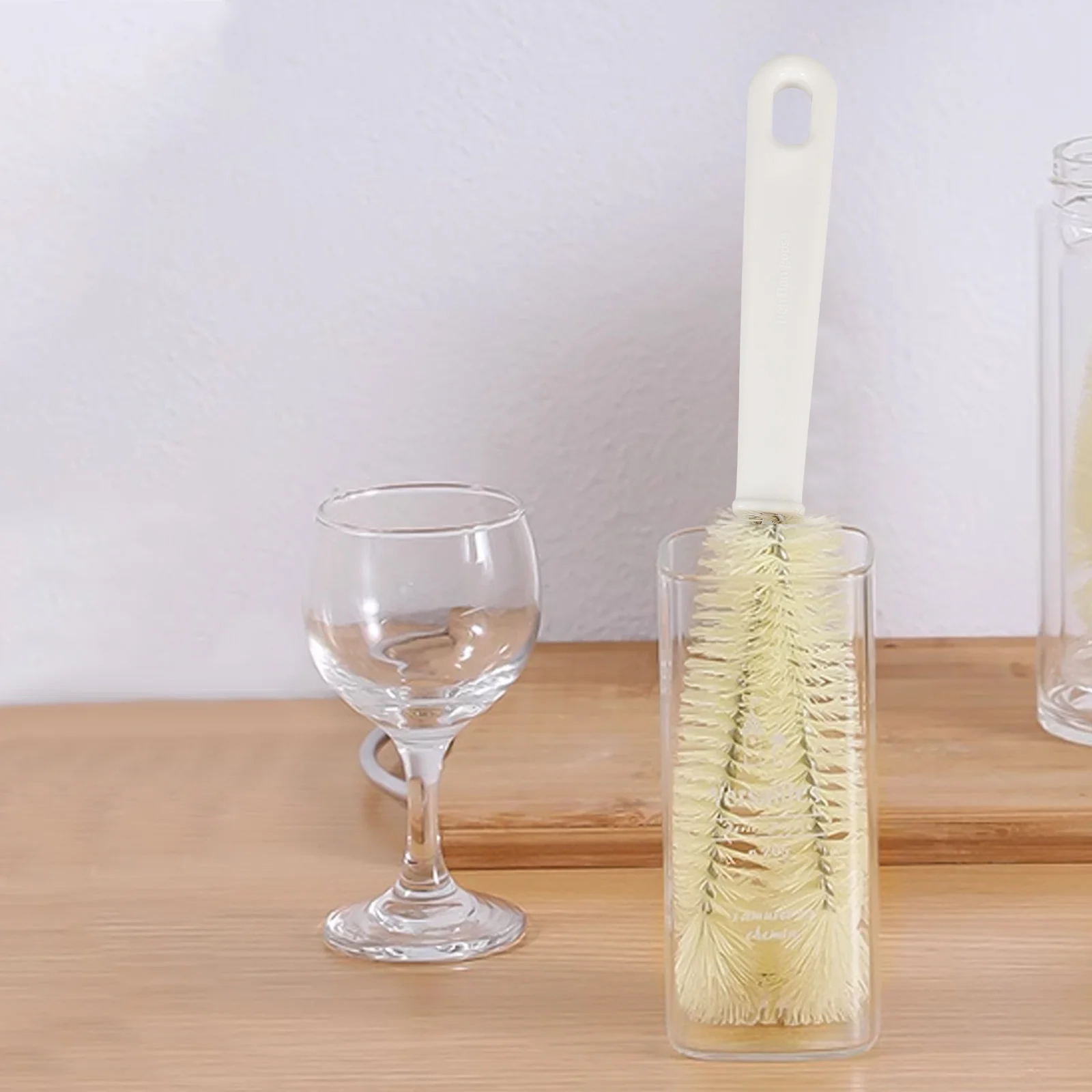

Long Handle Milk Bottle Brush for Kitchen Cups Cleaning Tools Lightweight Travel Safe Materials Scrubber Wine Water Containers