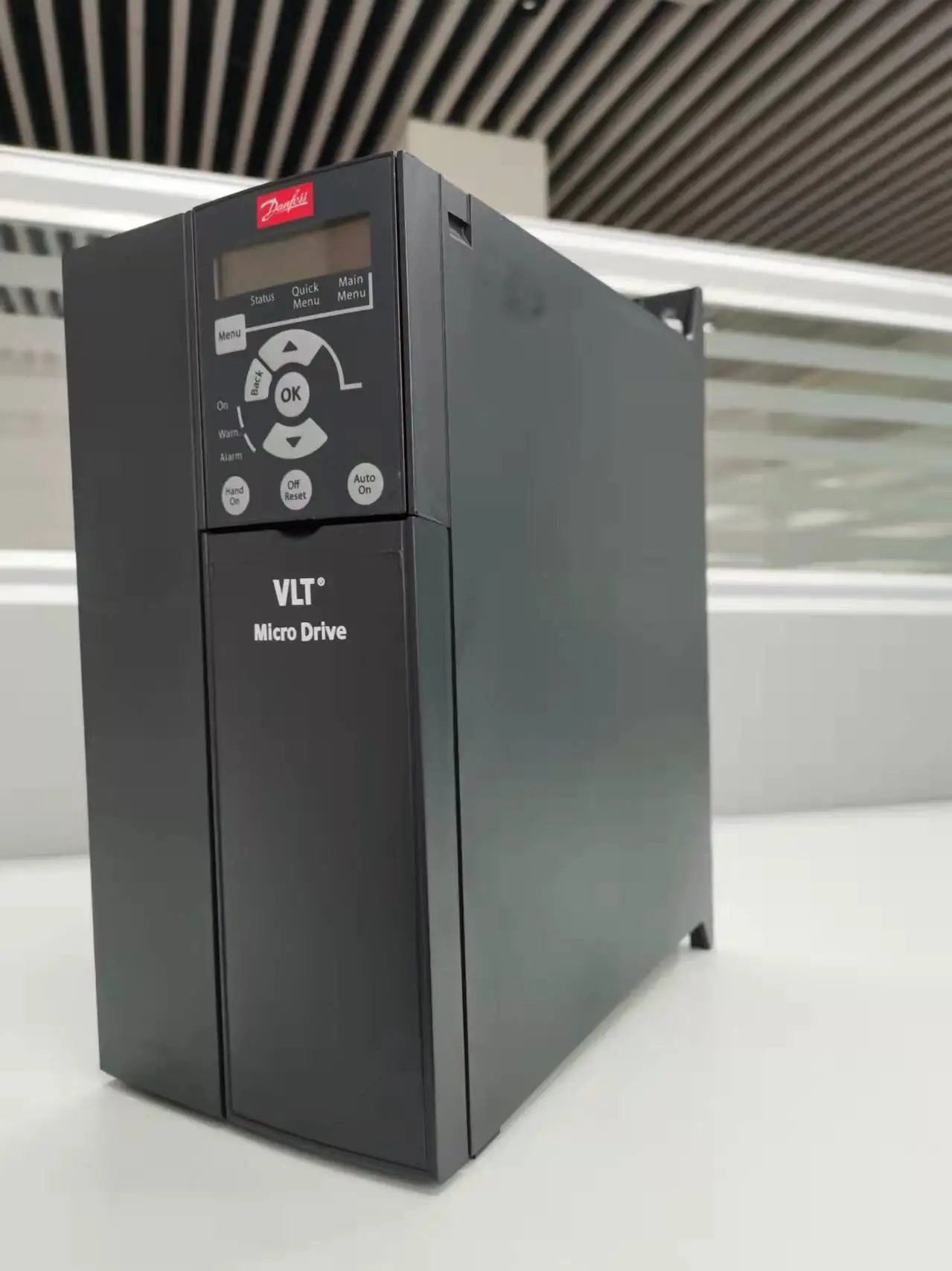 High Quality Danfoss VFD Inverters & Converters danfoss Inverter FC-051P7K5T4E20HXBXCXXXSXXX