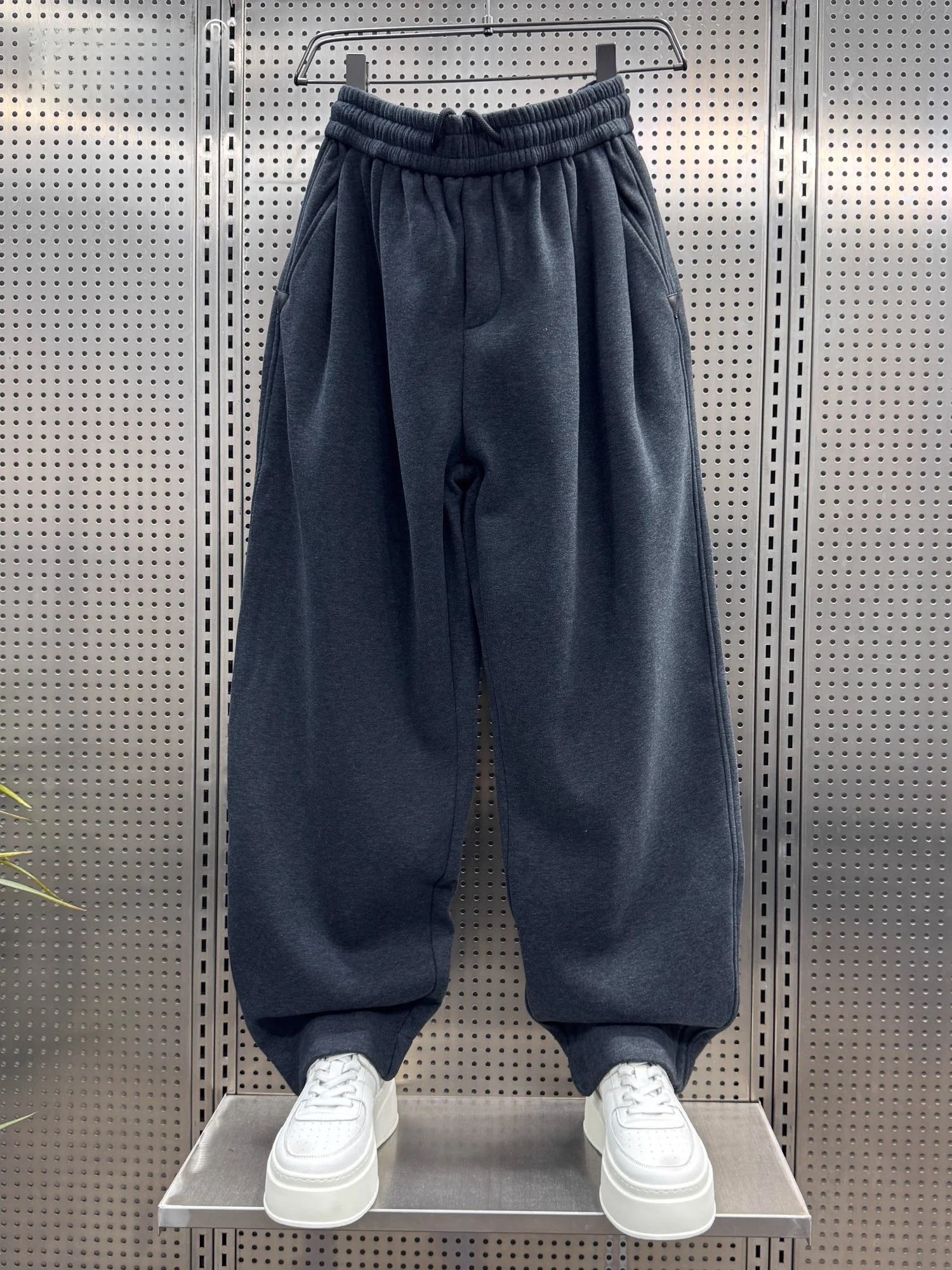 

Высококачественные мужские повседневные брюки прямого кроя на флисовой подкладке, утепленные, зимние, модные, городские, стильные, удобные, прямые брюки-трубы