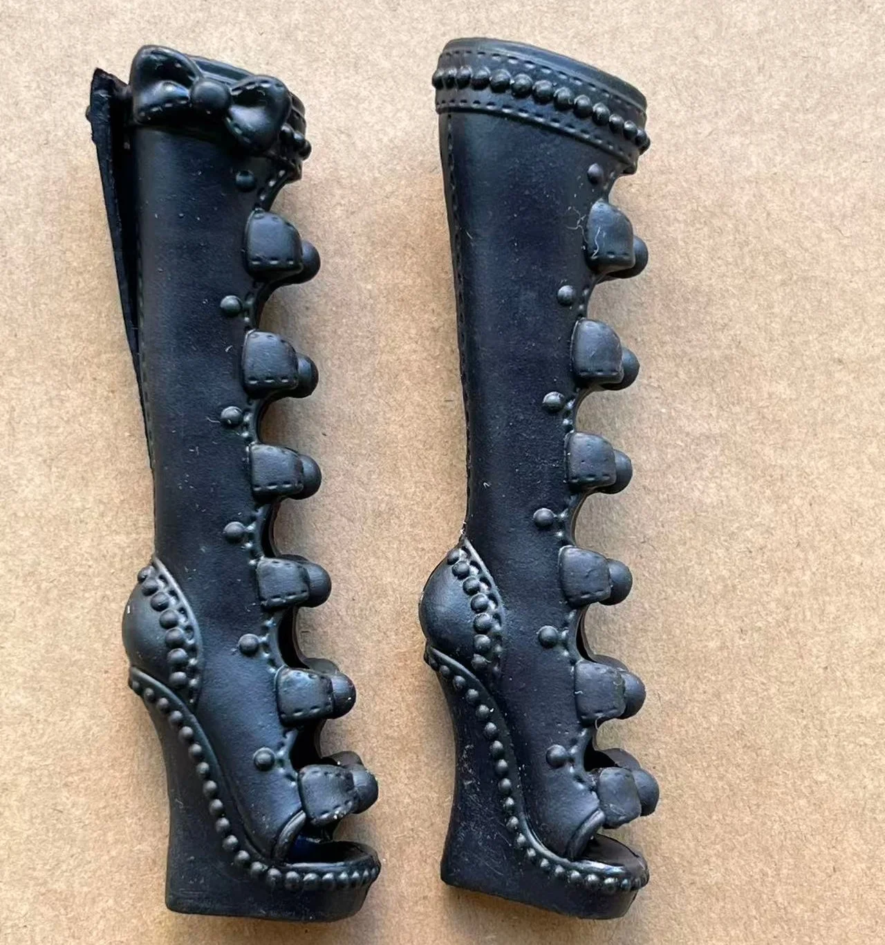 1/6 Monster-Puppen-Schuhe, Stiefel, Sandalen, DIY-Anziehzubehör, einzigartige Persönlichkeitsspielzeugteile für weibliche Puppen, Dekorationen – Detail 11