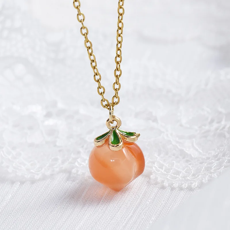 

Yanyuan candy agate fruit necklace, ladies' pendant, peach-colored charm, titanium steel collarbone chain