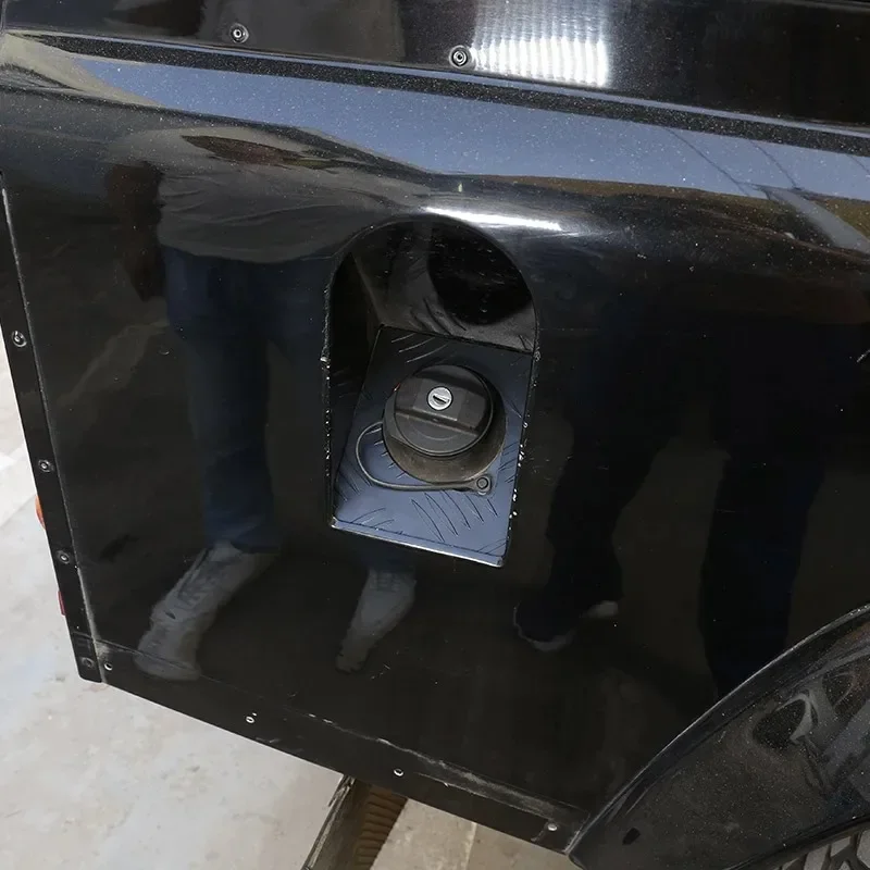 Autocollants de décoration de plaque inférieure de bouchon de réservoir de carburant de voiture en alliage d'aluminium, pour Land Rover Defender 90 110 130 2004 – 2018, accessoires de voiture