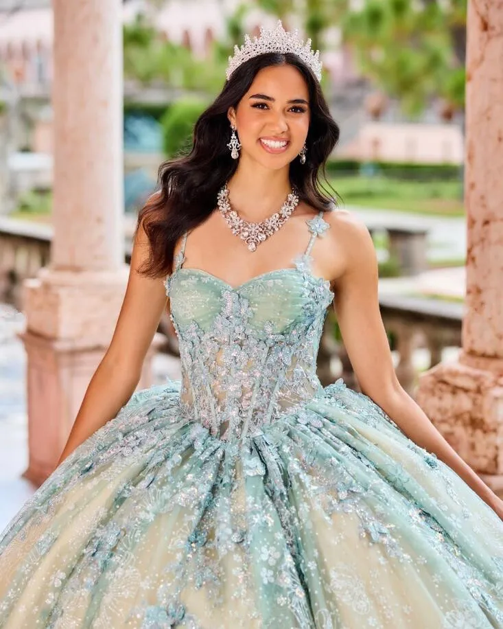 Vestido princesa quinceanera com capa, espartilho floral de renda, vestido de renda, hortelã, capa, 15 anos, 2024