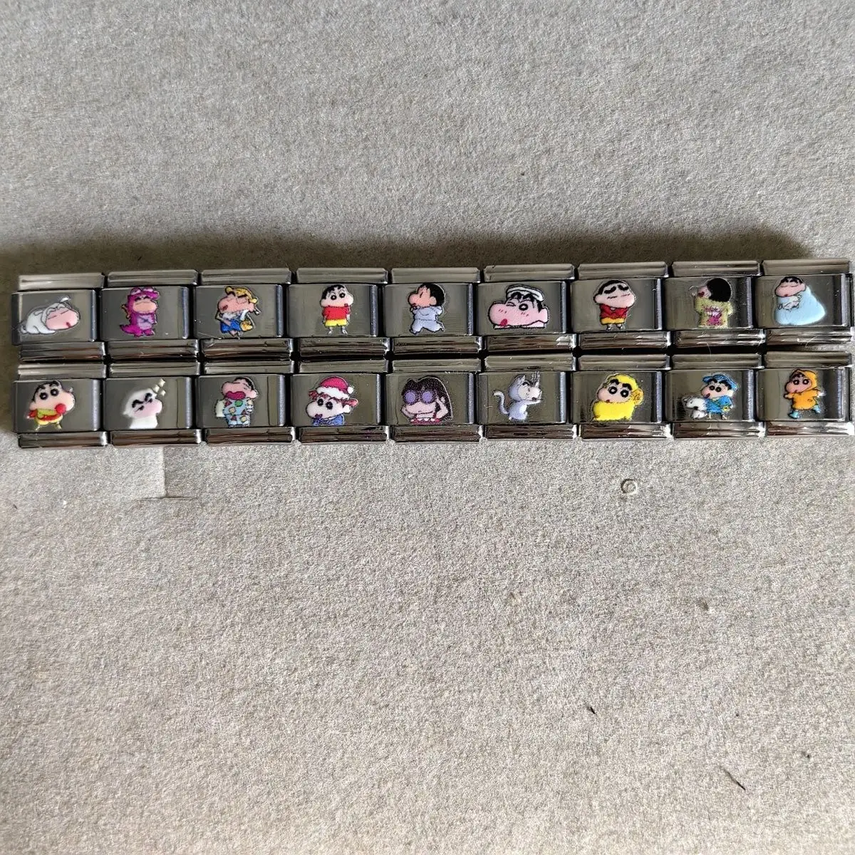 Crayon Shinchan Modular Bead Bracelet 18Pcs Cute Cartoon Detachable Square Block Bangle Jewelry Gift For Girls