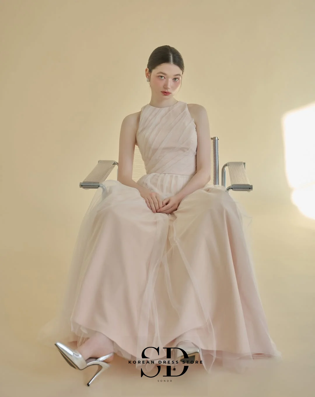 Sondr Koreaanse trouwjurken op maat gemaakte o-hals mouwloze bruiloftsreceptie jurk een lijn korset rugloze avondfeestjurken