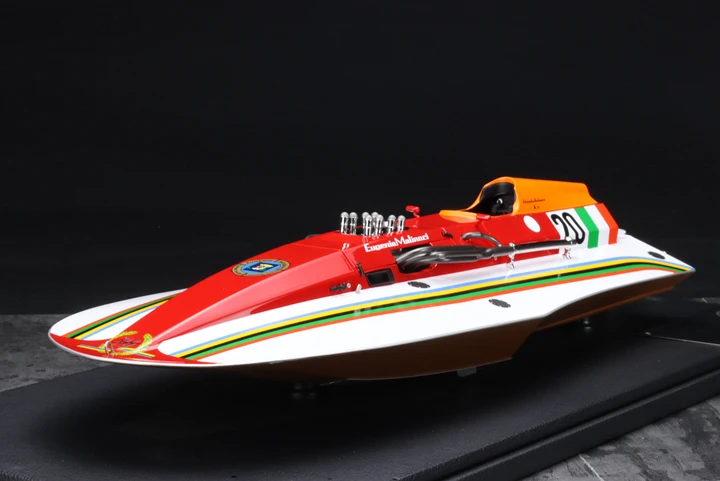 BBR 1:18 Molinari 4 Punti Motorboat FER003 Simulation Yacht Limited Edition Alloy Resin Static Model Toy Gift