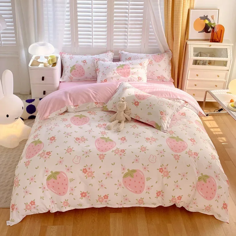 Cute Strawberry Duvet Cover Queen Size Teen Girls Bedding Set Kawaii Bedroom Decor Microfiber Quilt Cover with Zipper