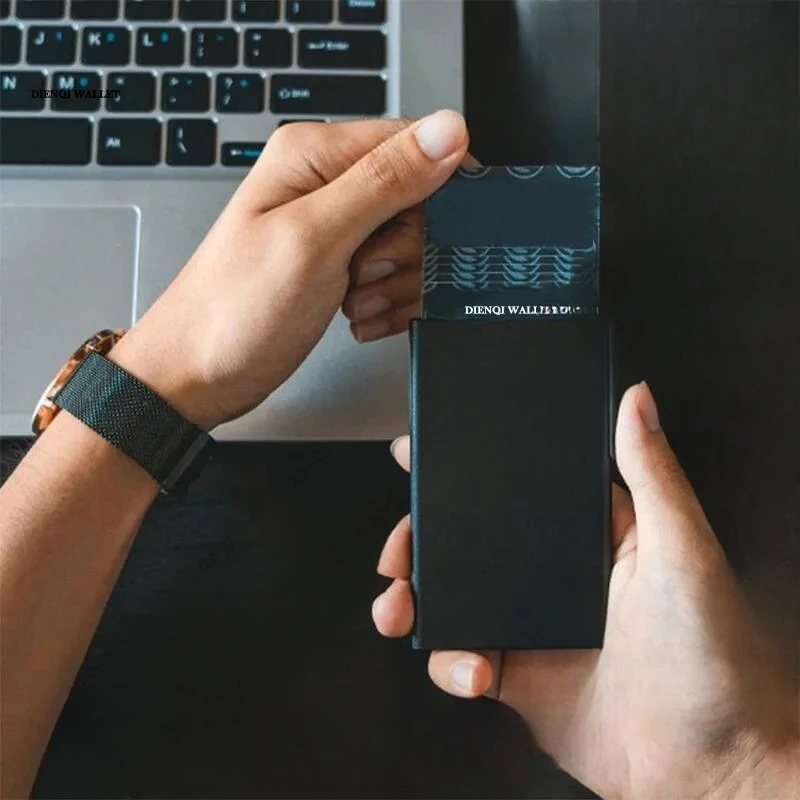 Rfid titular do cartão de crédito carteiras inteligentes homens id banco titular do cartão caso metal fino pop up alumínio minimalista carteira presente luxo